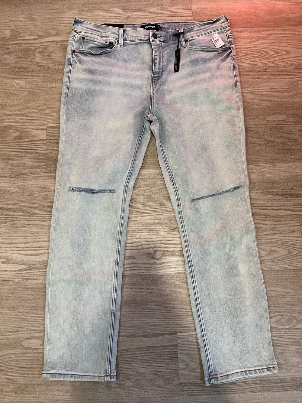NEW WITH TAGS RSQ TILYS SKINNY LIGHT WASH JEANS